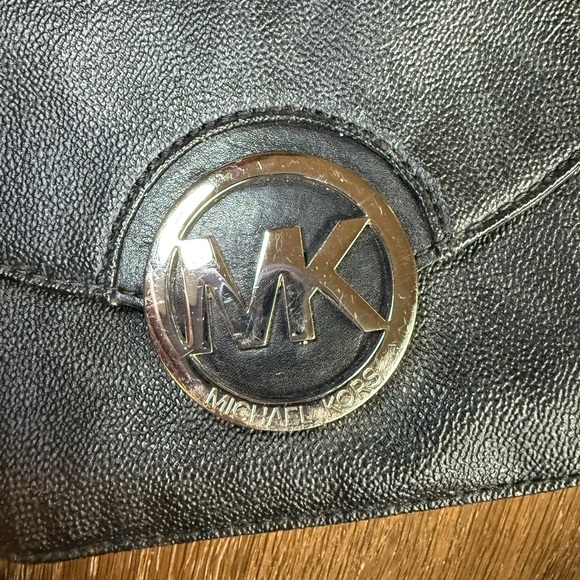 Michael Kors Fulton Black Leather Crossbody Bag - Picture 3 of 5
